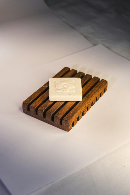 Bamboo Soap Dish – Self-Draining – view 2