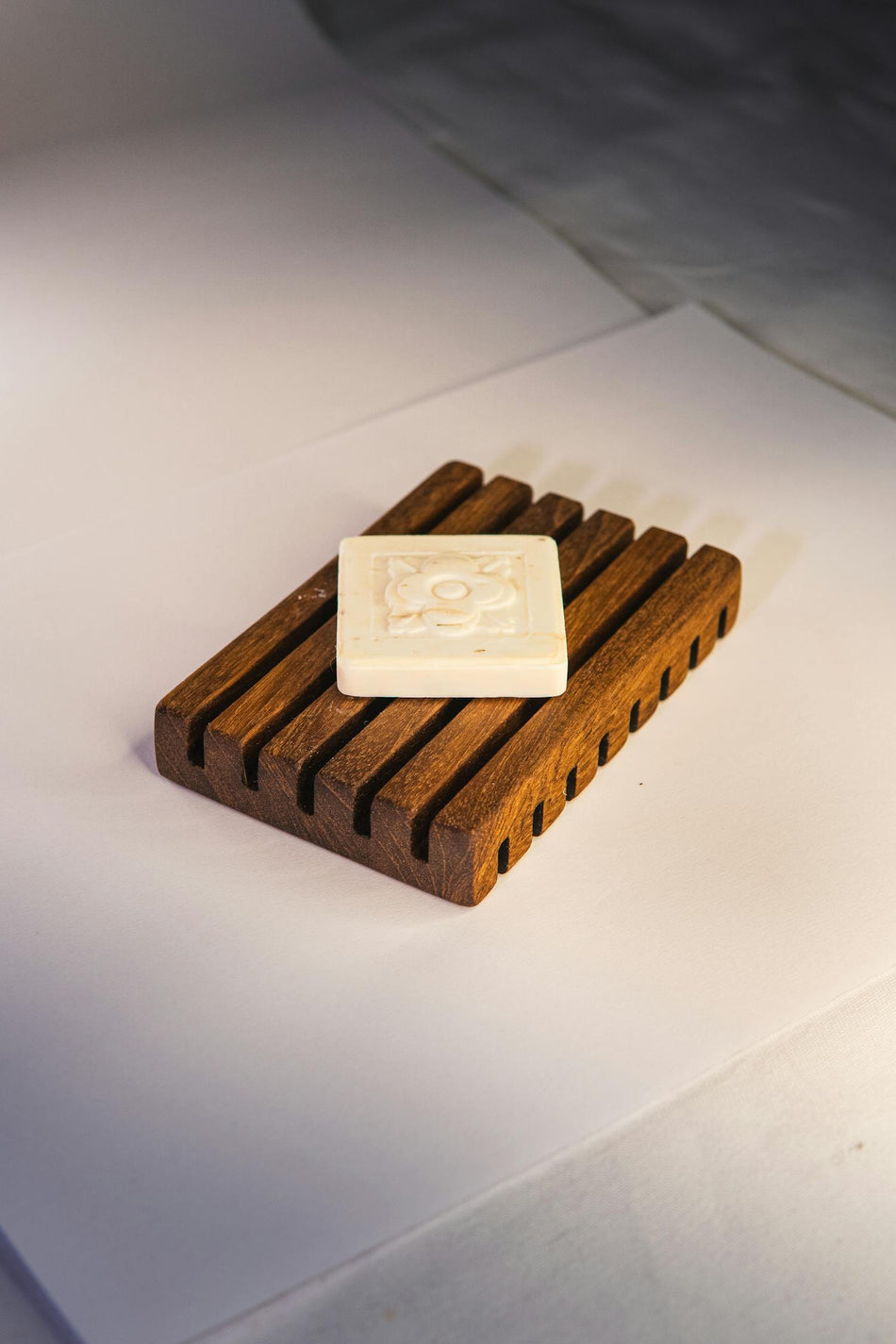 Bamboo Soap Dish – Self-Draining – view 2