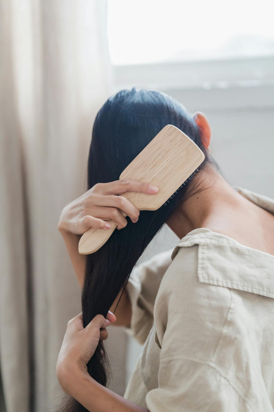 Bamboo Hair Brush with Mixed Bristles – Natural Boar